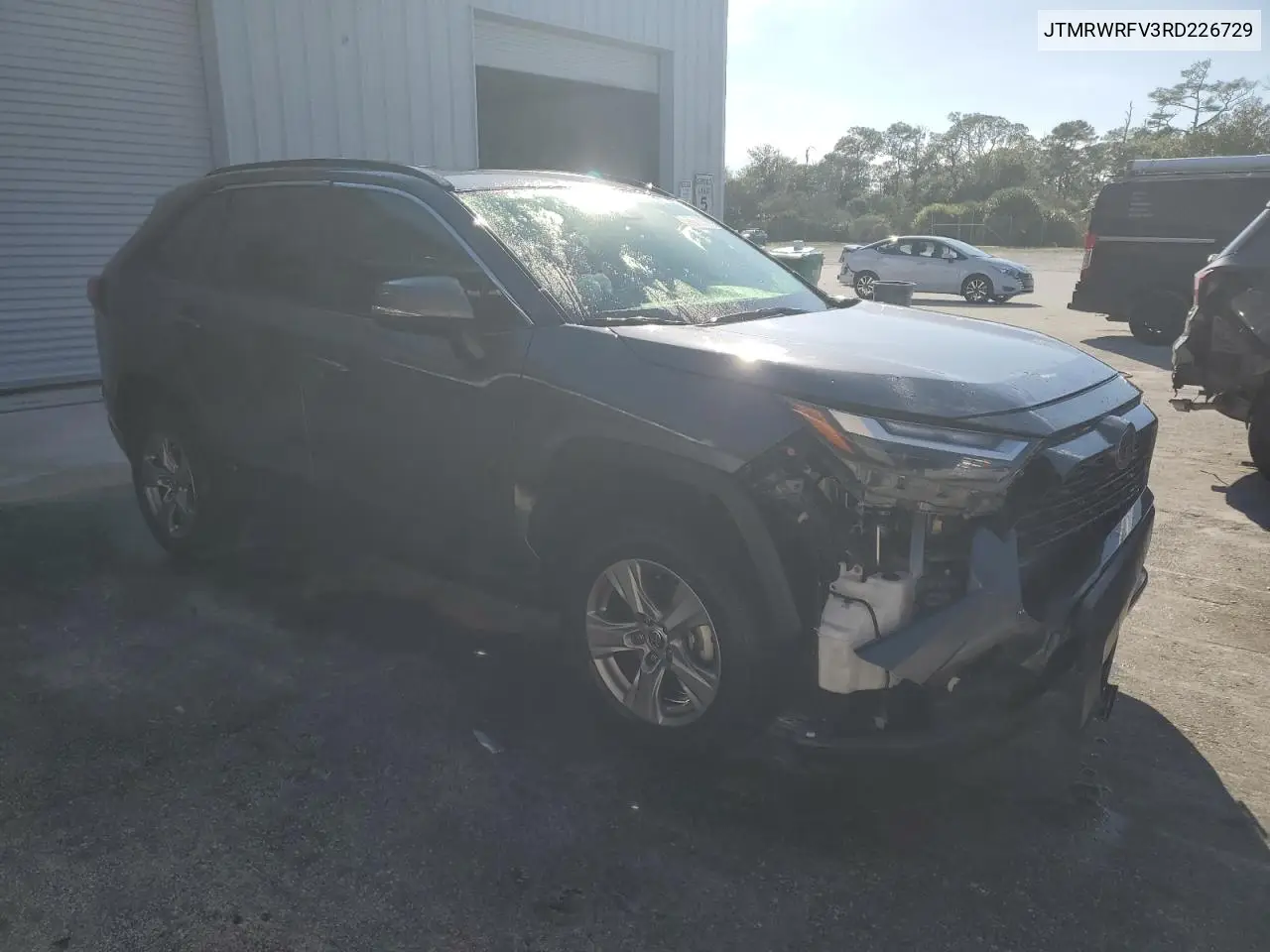 JTMRWRFV3RD226729 2024 Toyota Rav4 Xle