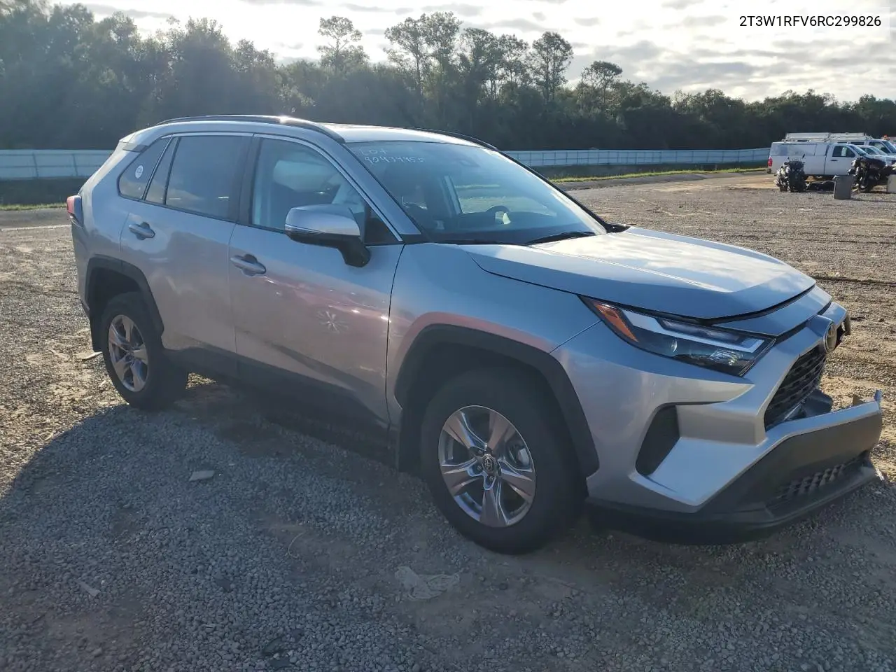 2T3W1RFV6RC299826 2024 Toyota Rav4 Xle