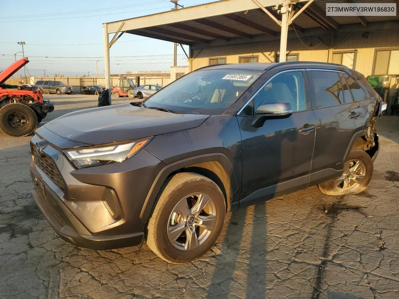 2T3MWRFV3RW186830 2024 Toyota Rav4 Le