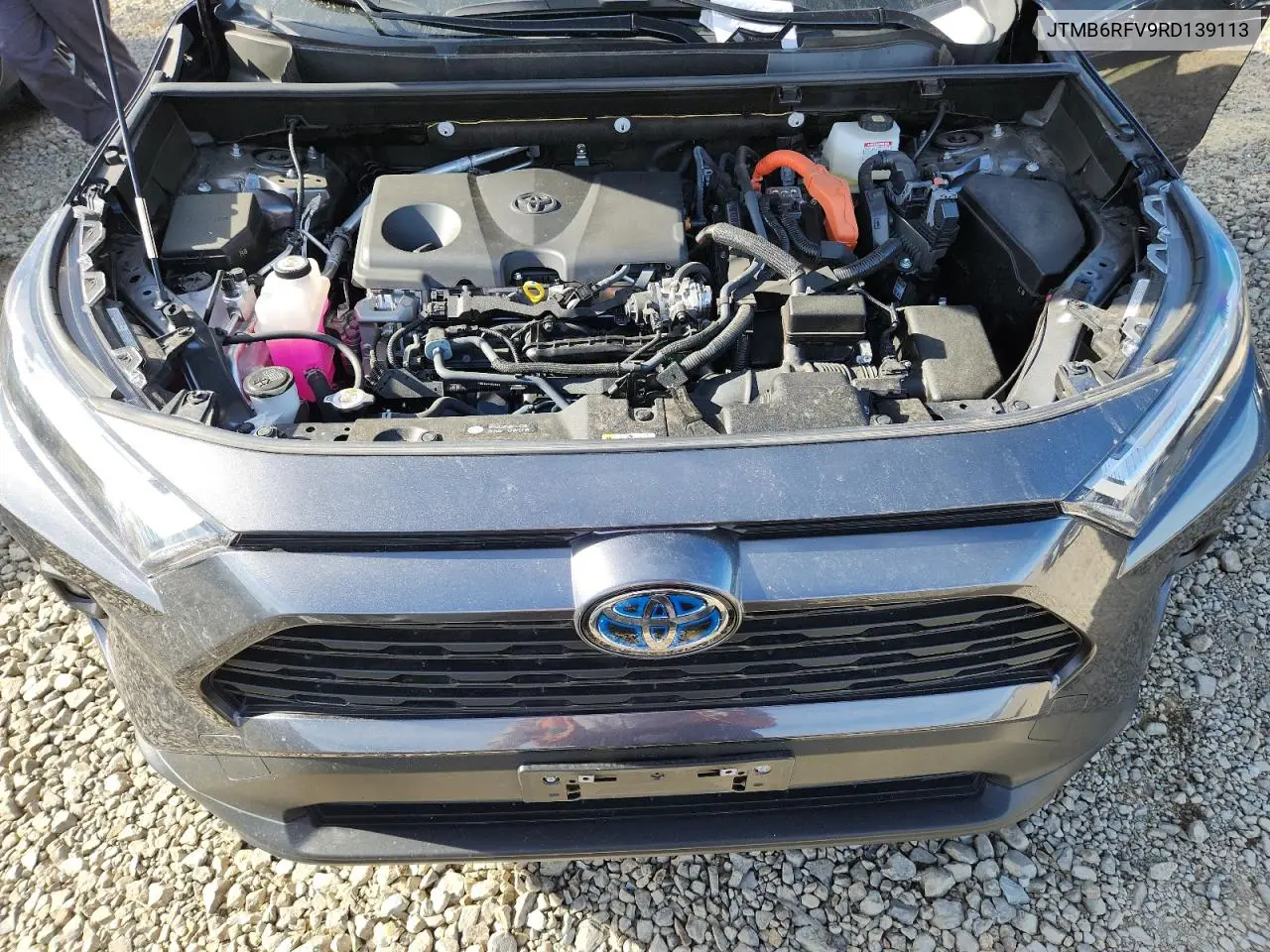 JTMB6RFV9RD139113 2024 Toyota Rav4 Xle Premium