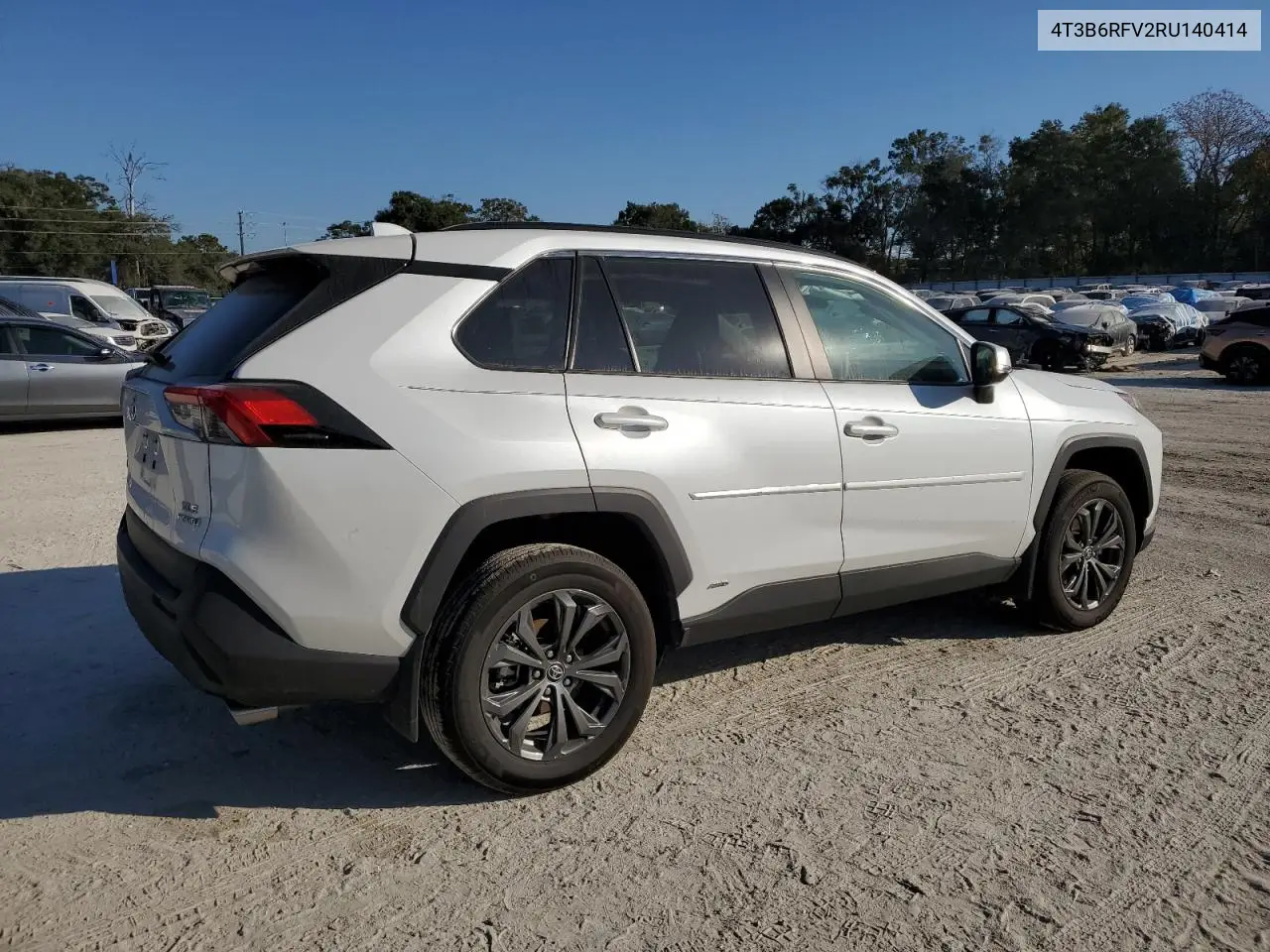 4T3B6RFV2RU140414 2024 Toyota Rav4 Xle Premium