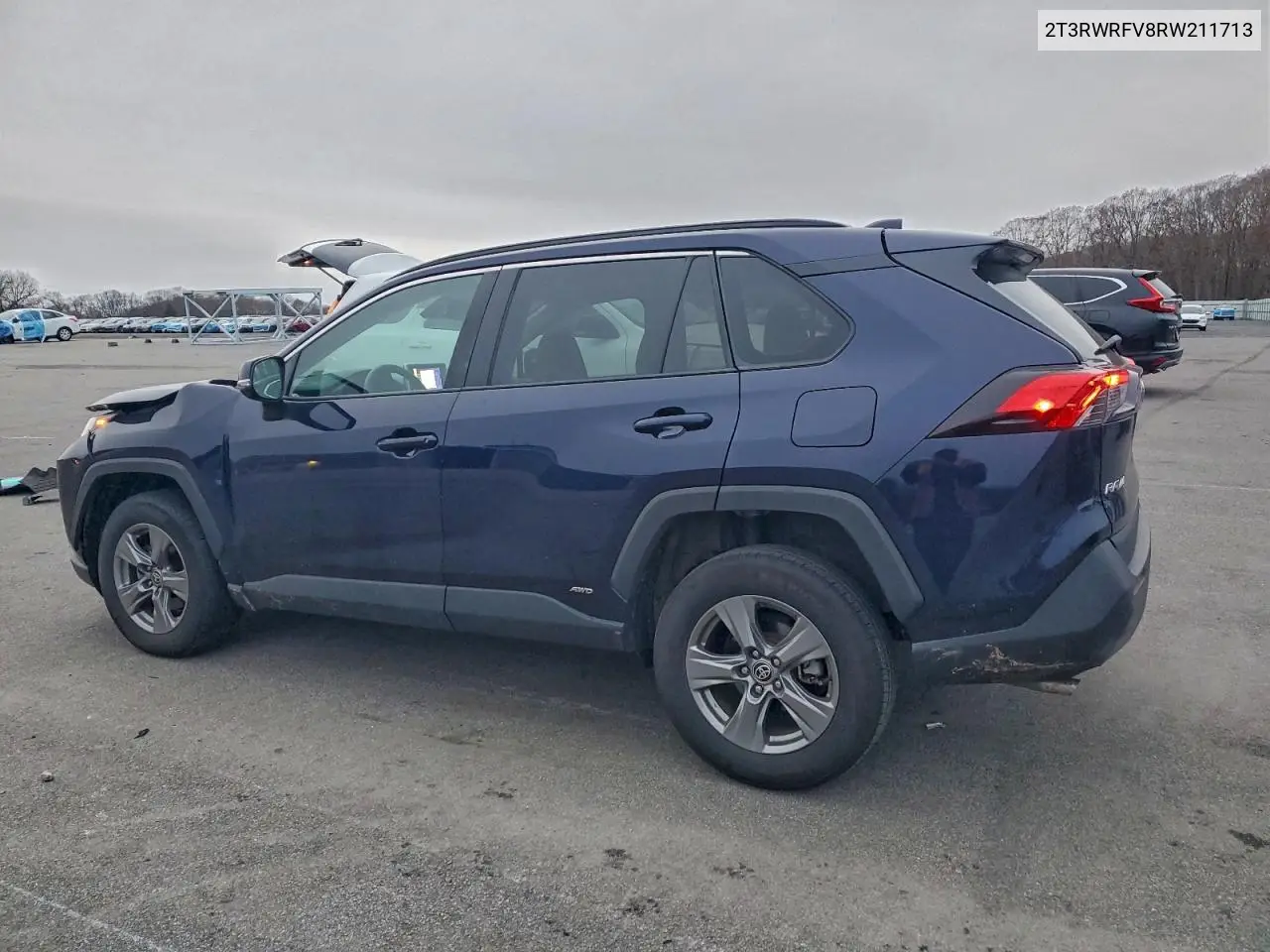 2T3RWRFV8RW211713 2024 Toyota Rav4 Xle