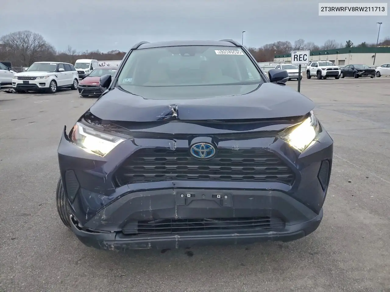2T3RWRFV8RW211713 2024 Toyota Rav4 Xle