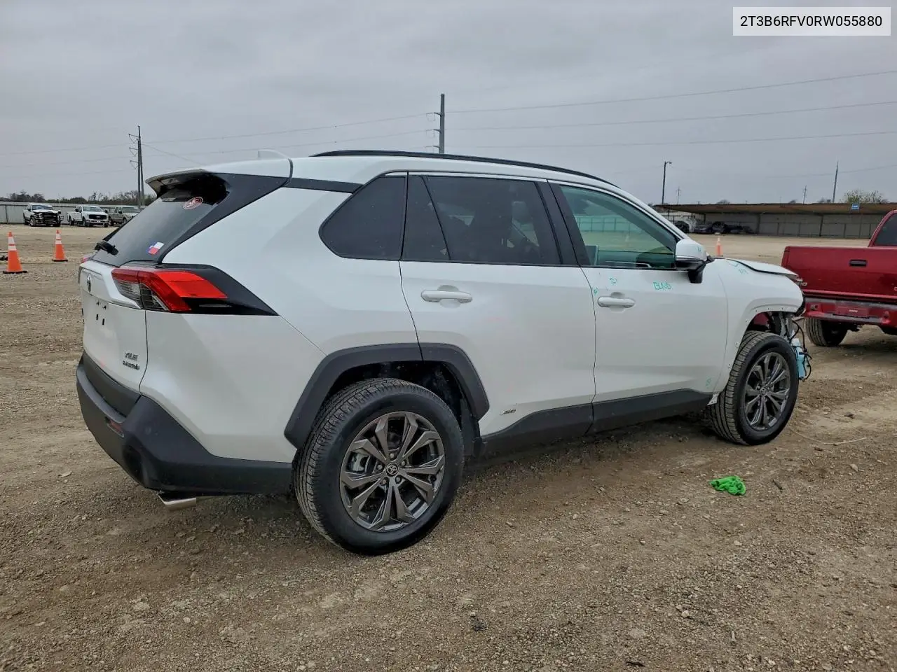 2T3B6RFV0RW055880 2024 Toyota Rav4 Xle Premium