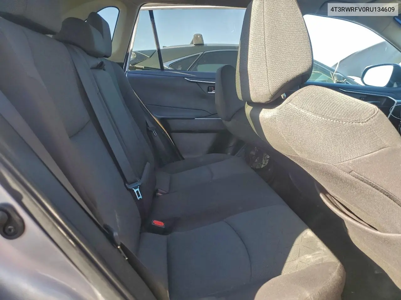 4T3RWRFV0RU134609 2024 Toyota Rav4 Xle
