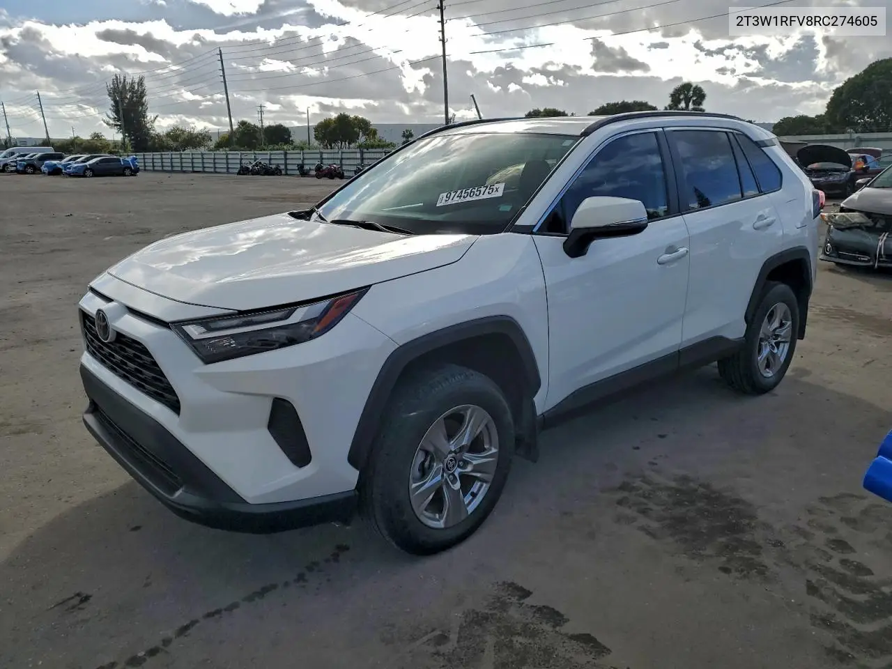 2T3W1RFV8RC274605 2024 Toyota Rav4 Xle