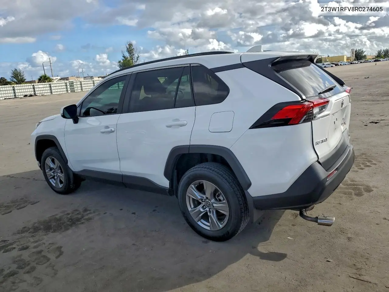 2T3W1RFV8RC274605 2024 Toyota Rav4 Xle