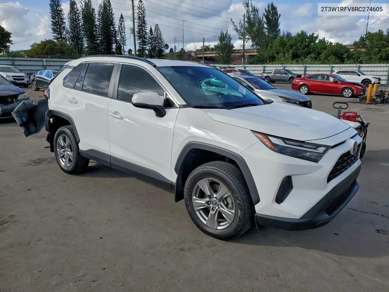 2T3W1RFV8RC274605 2024 Toyota Rav4 Xle
