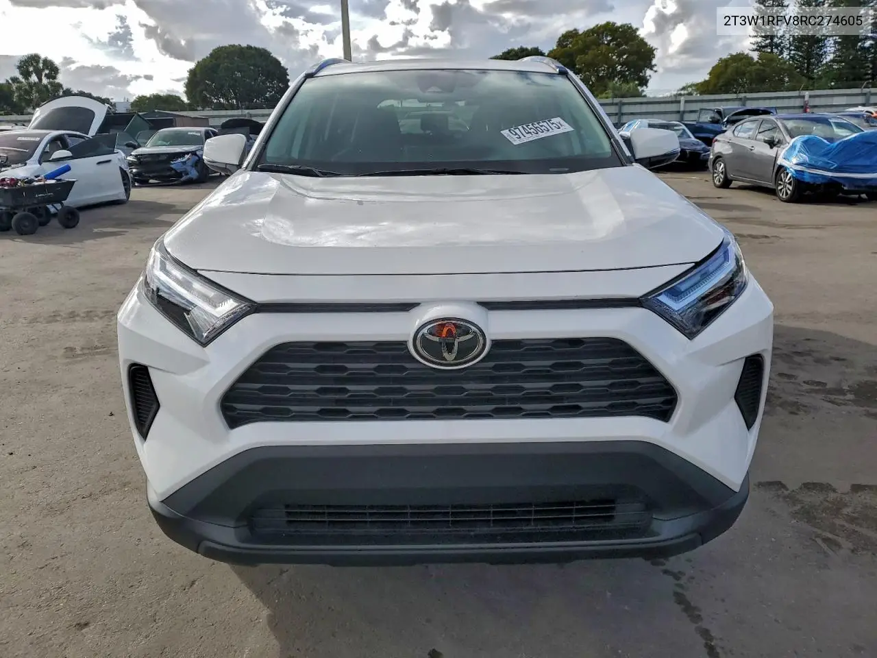 2T3W1RFV8RC274605 2024 Toyota Rav4 Xle