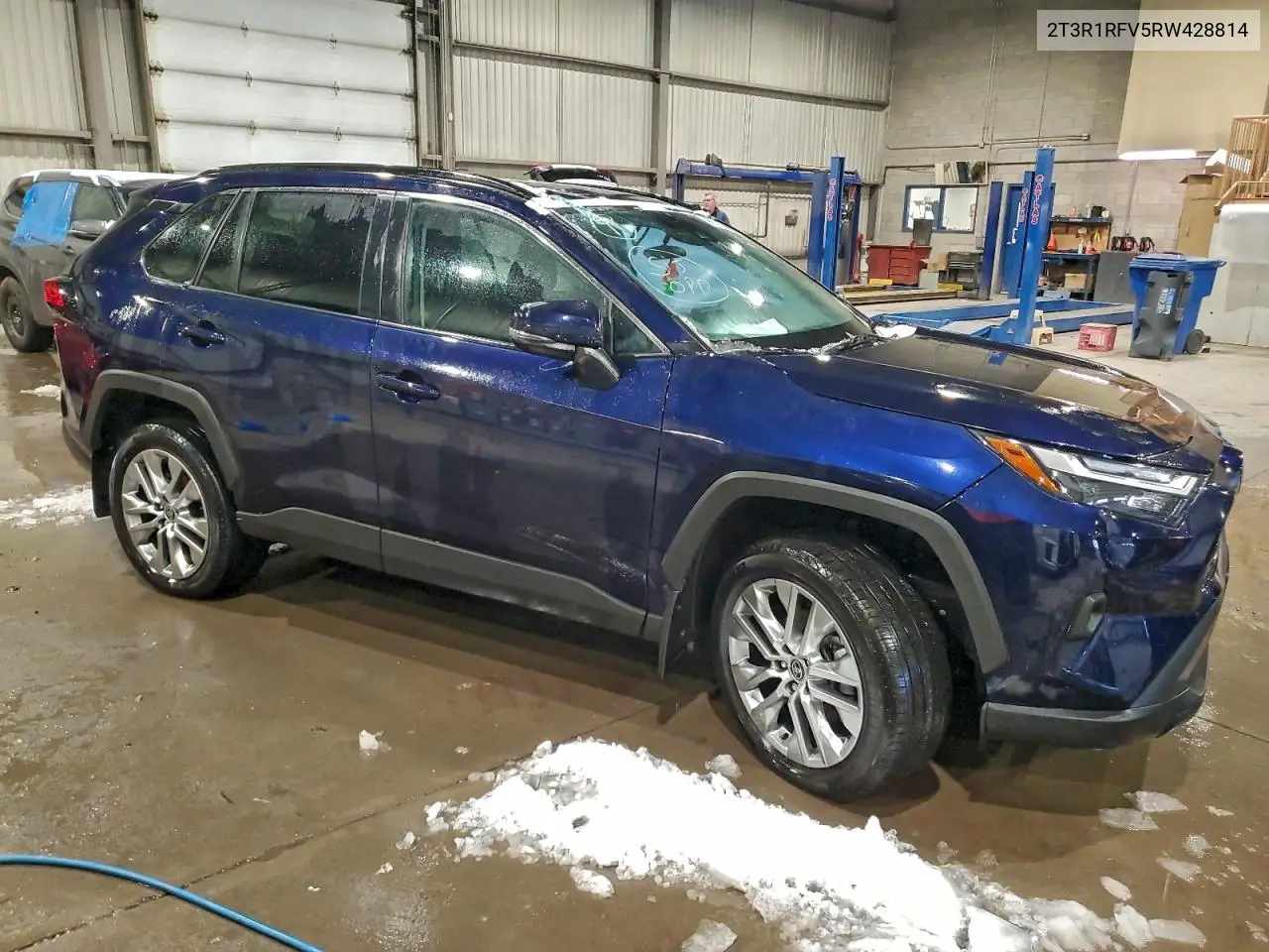 2T3R1RFV5RW428814 2024 Toyota Rav4 Xle