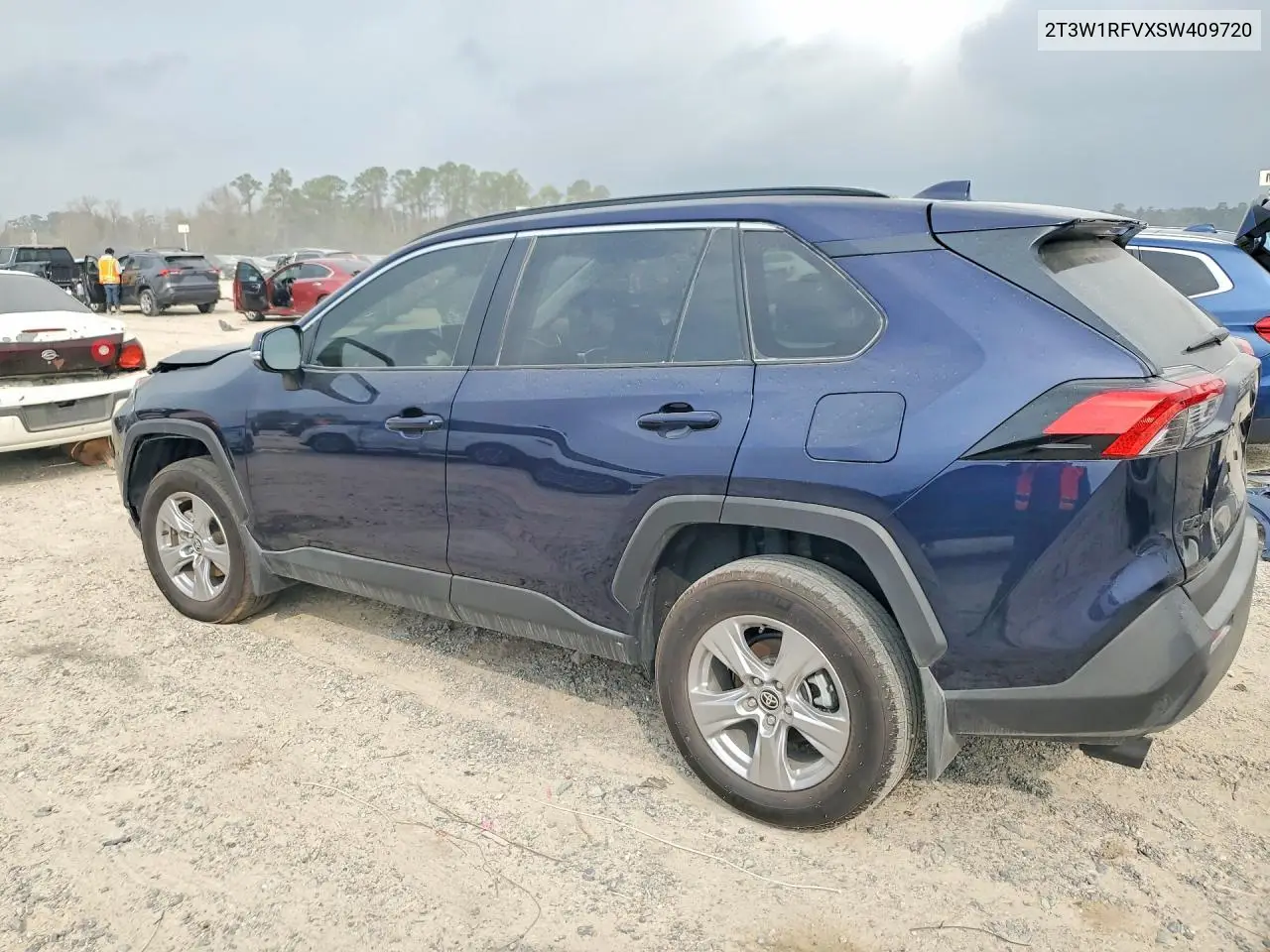 2T3W1RFVXSW409720 2025 Toyota Rav4 Xle