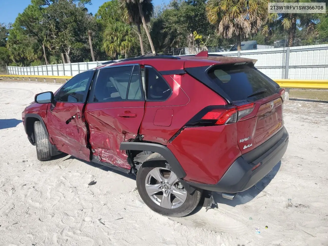 2T3W1RFV1SW366708 2025 Toyota Rav4 Xle