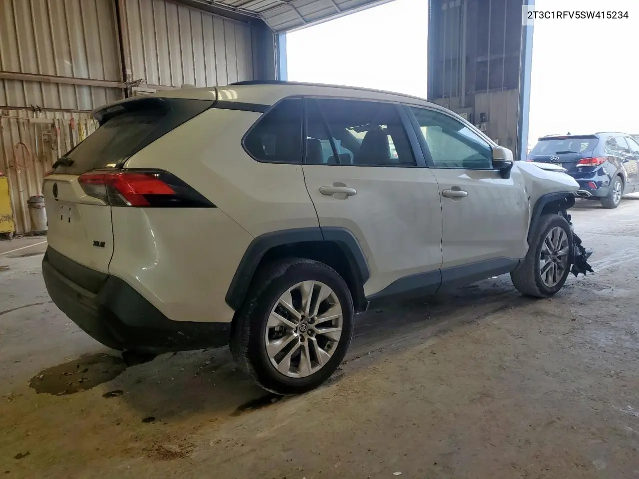2T3C1RFV5SW415234 2025 Toyota Rav4 Xle Premium