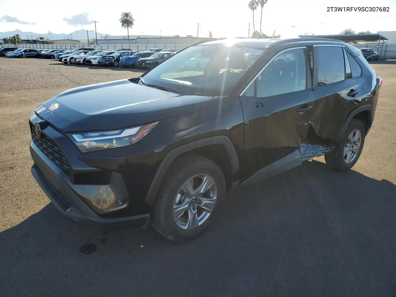2T3W1RFV9SC307682 2025 Toyota Rav4 Xle