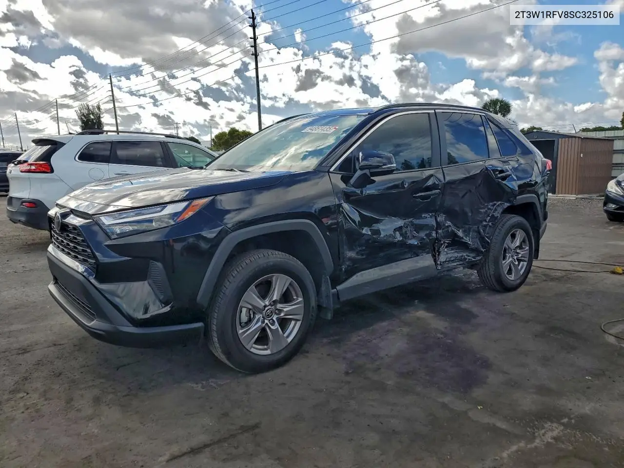 2T3W1RFV8SC325106 2025 Toyota Rav4 Xle
