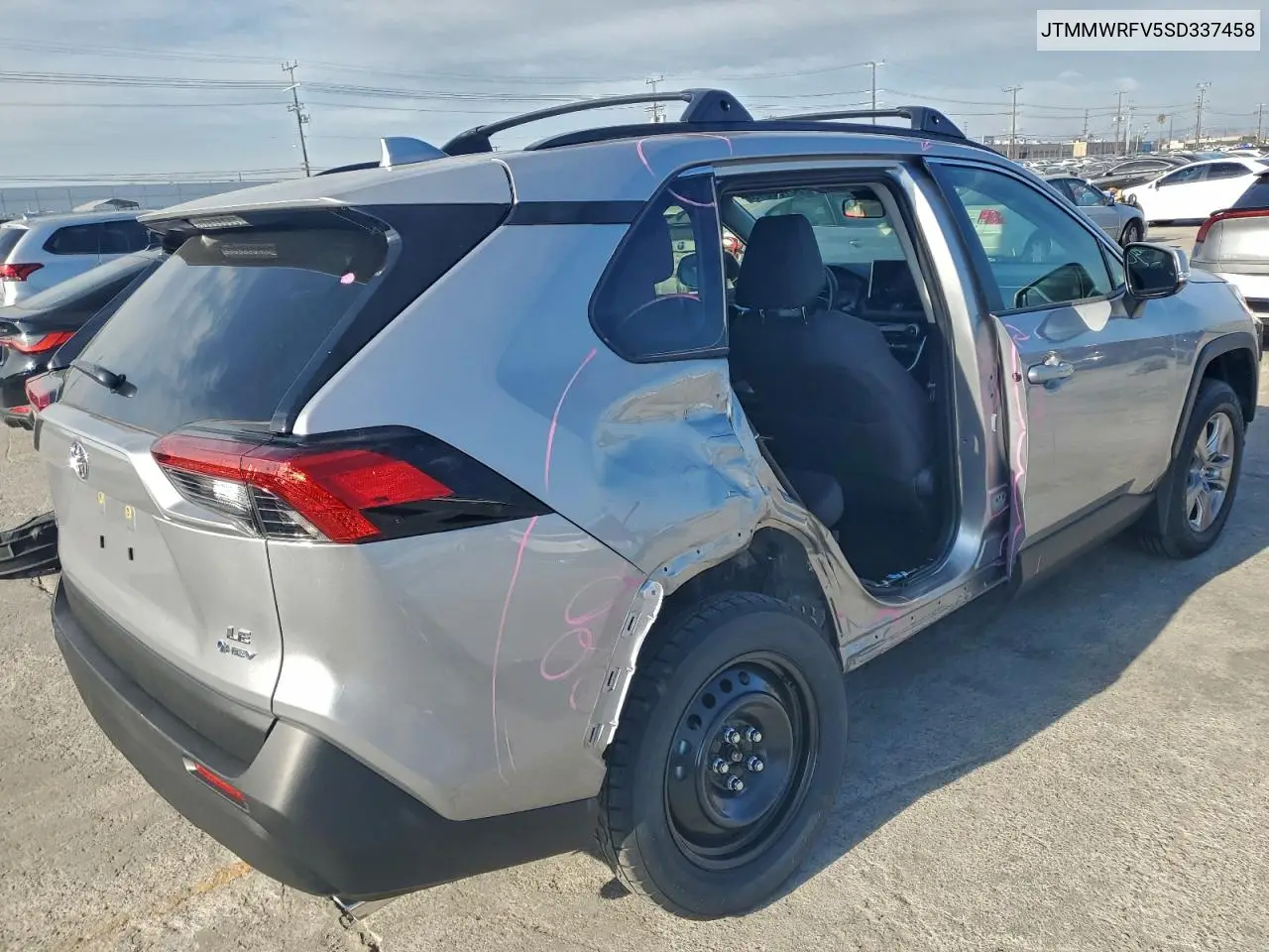 JTMMWRFV5SD337458 2025 Toyota Rav4 Le