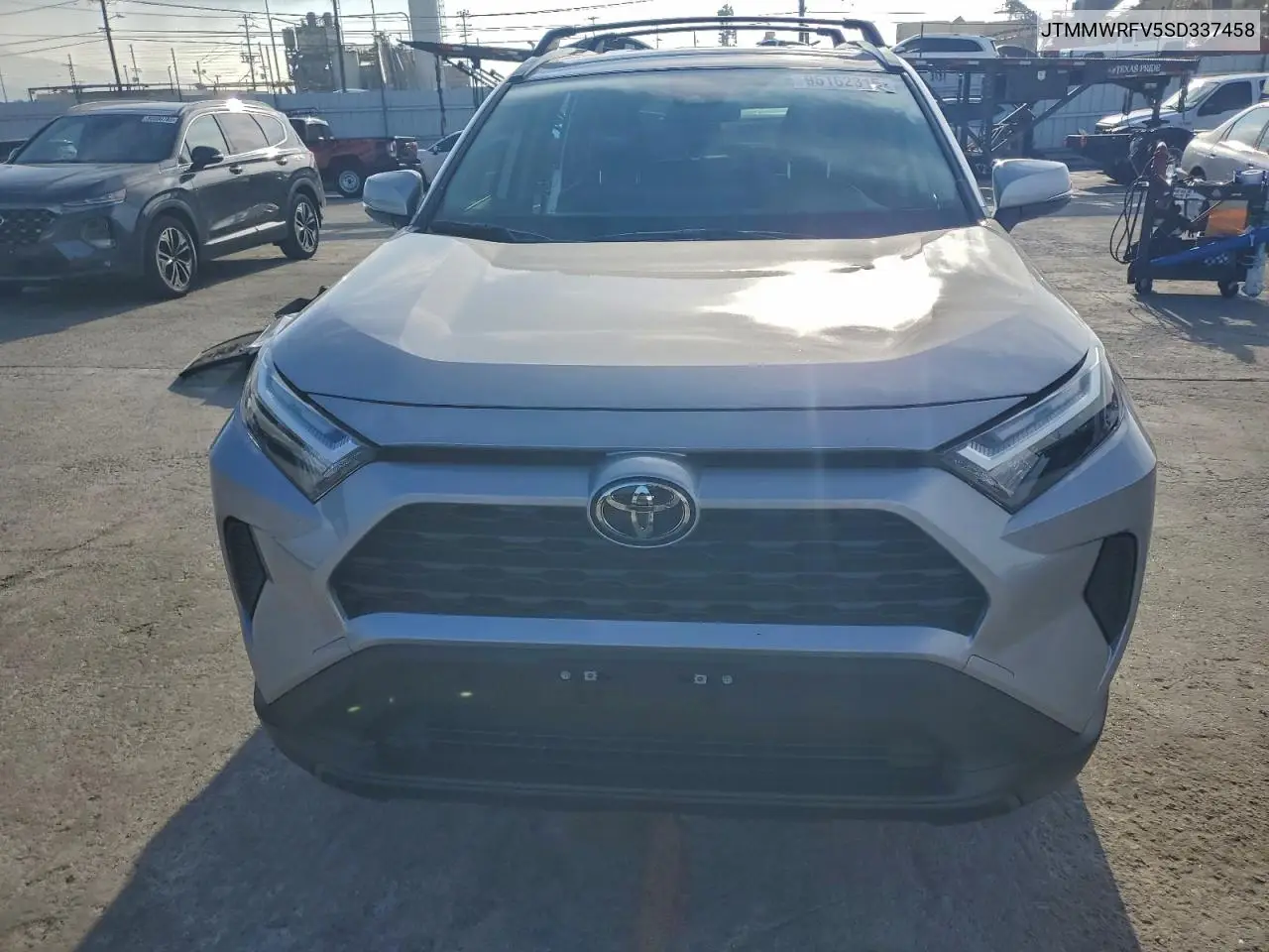 JTMMWRFV5SD337458 2025 Toyota Rav4 Le