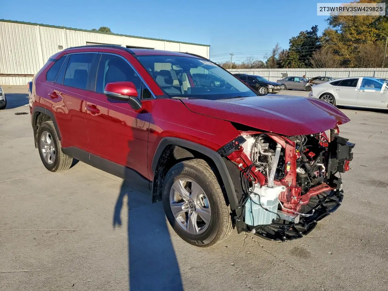 2T3W1RFV3SW429825 2025 Toyota Rav4 Xle