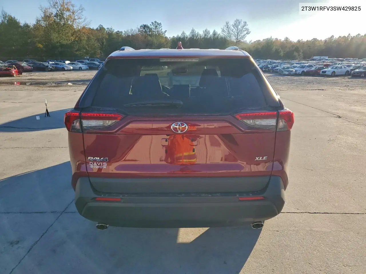 2T3W1RFV3SW429825 2025 Toyota Rav4 Xle
