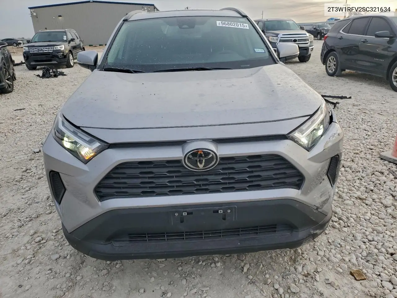 2T3W1RFV2SC321634 2025 Toyota Rav4 Xle