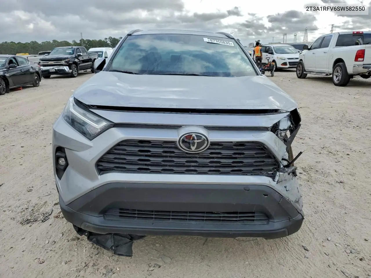 2T3A1RFV6SW582550 2025 Toyota Rav4 Xle Premium