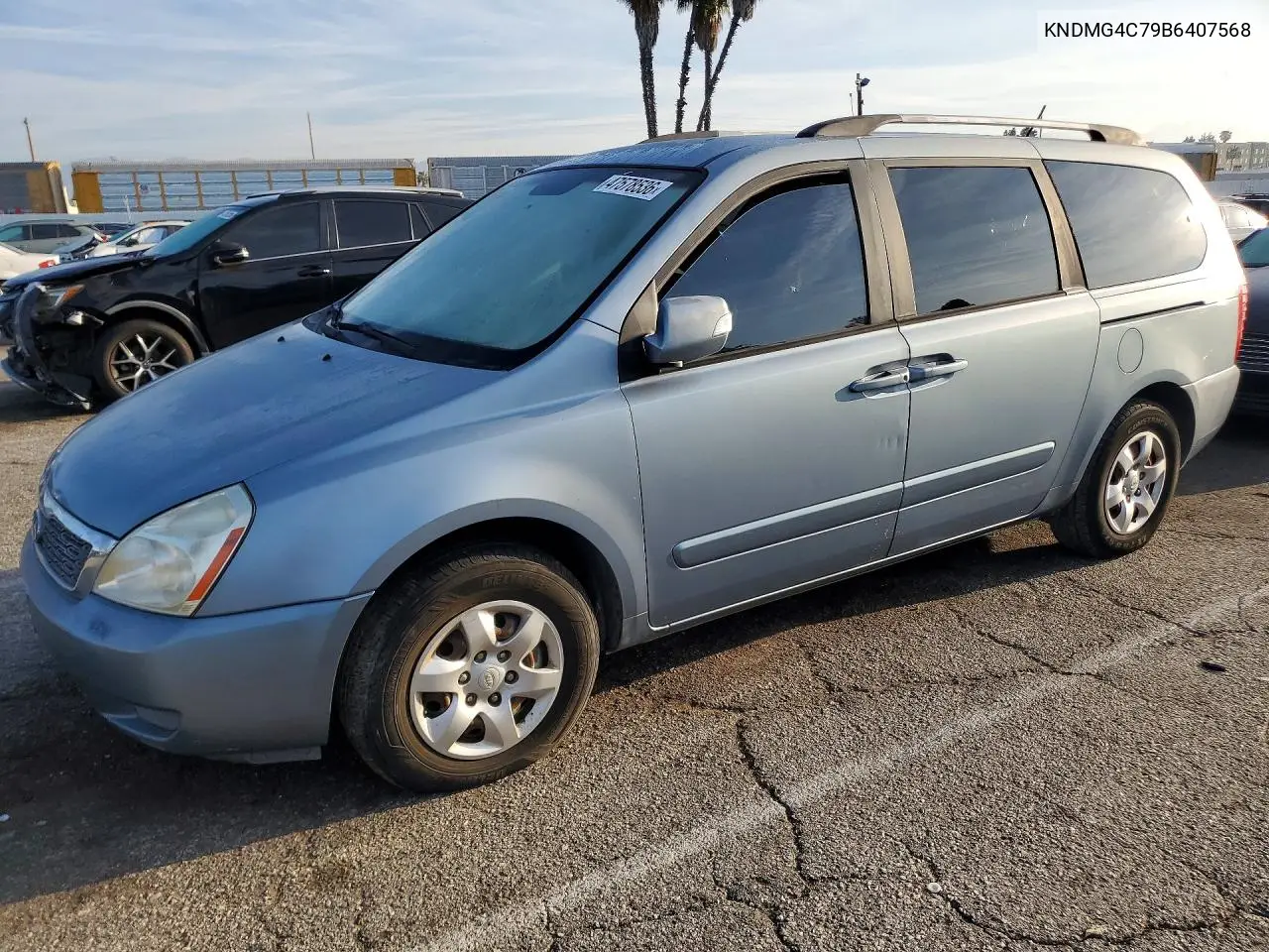 KNDMG4C79B6407568 2011 Kia Sedona Lx