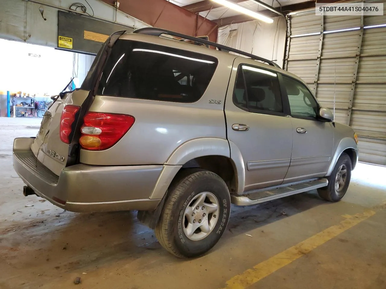 5TDBT44A41S040476 2001 Toyota Sequoia Sr5