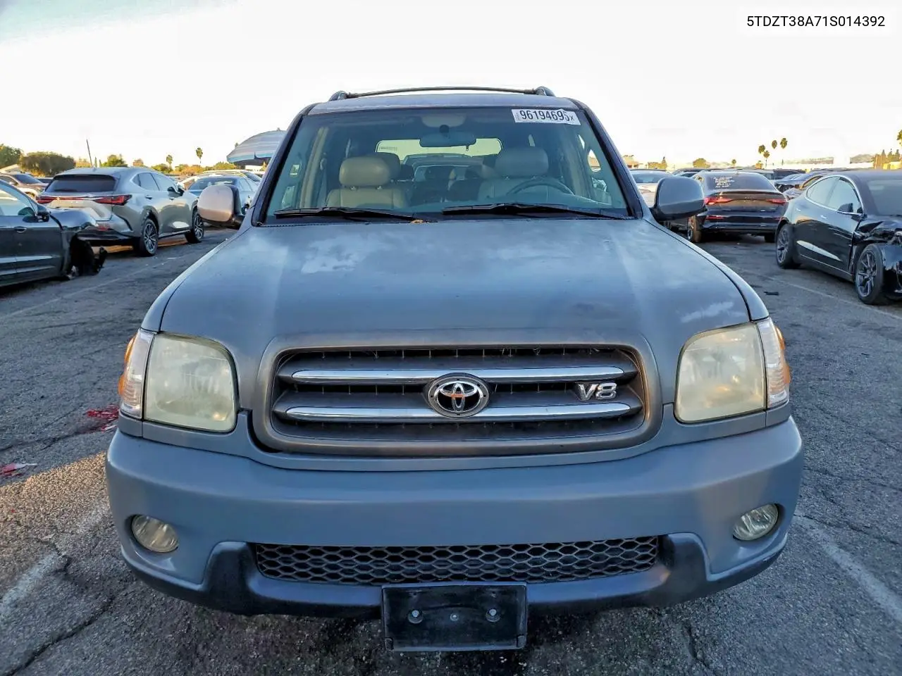 5TDZT38A71S014392 2001 Toyota Sequoia Limited
