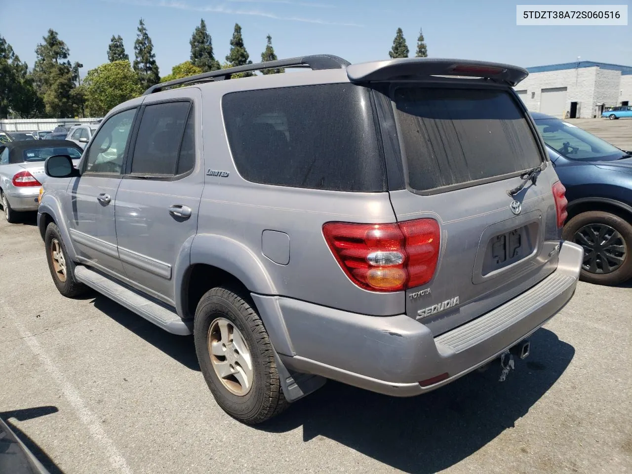 2002 Toyota Sequoia Limited VIN: 5TDZT38A72S060516 Lot: 58450664