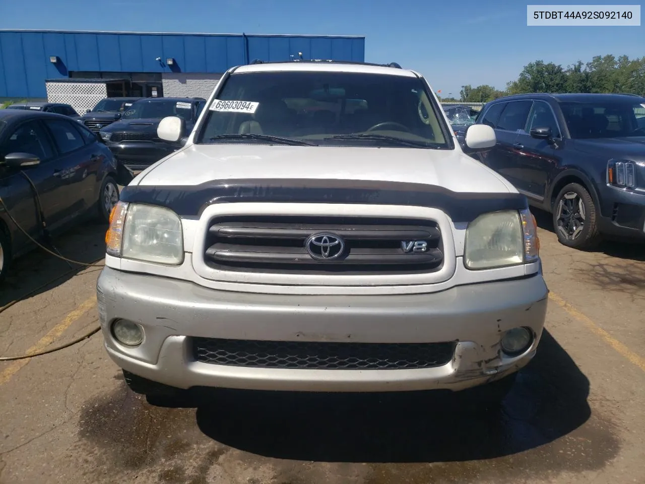 2002 Toyota Sequoia Sr5 VIN: 5TDBT44A92S092140 Lot: 69603094