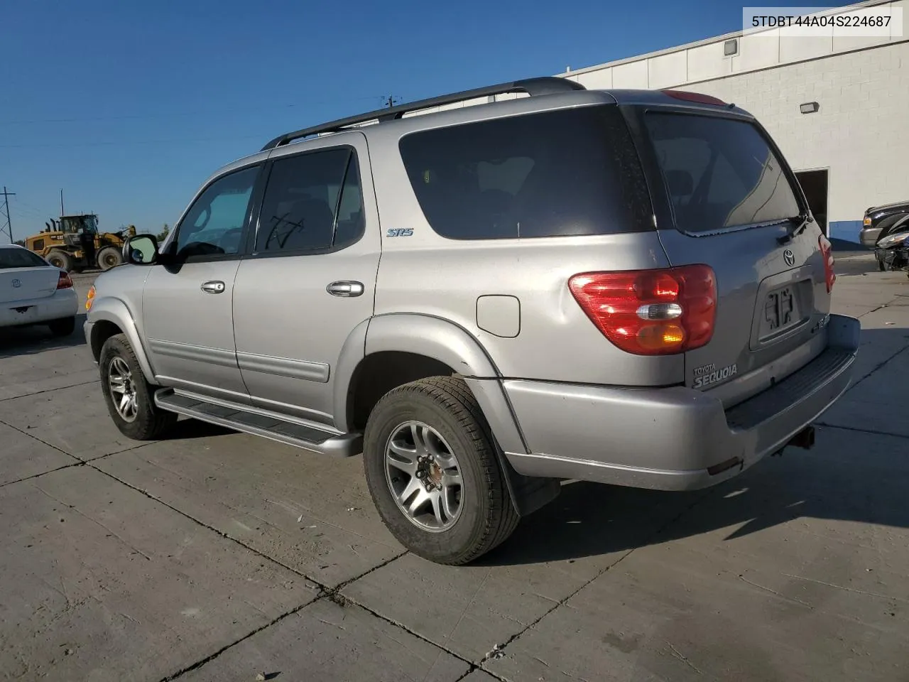 5TDBT44A04S224687 2004 Toyota Sequoia Sr5