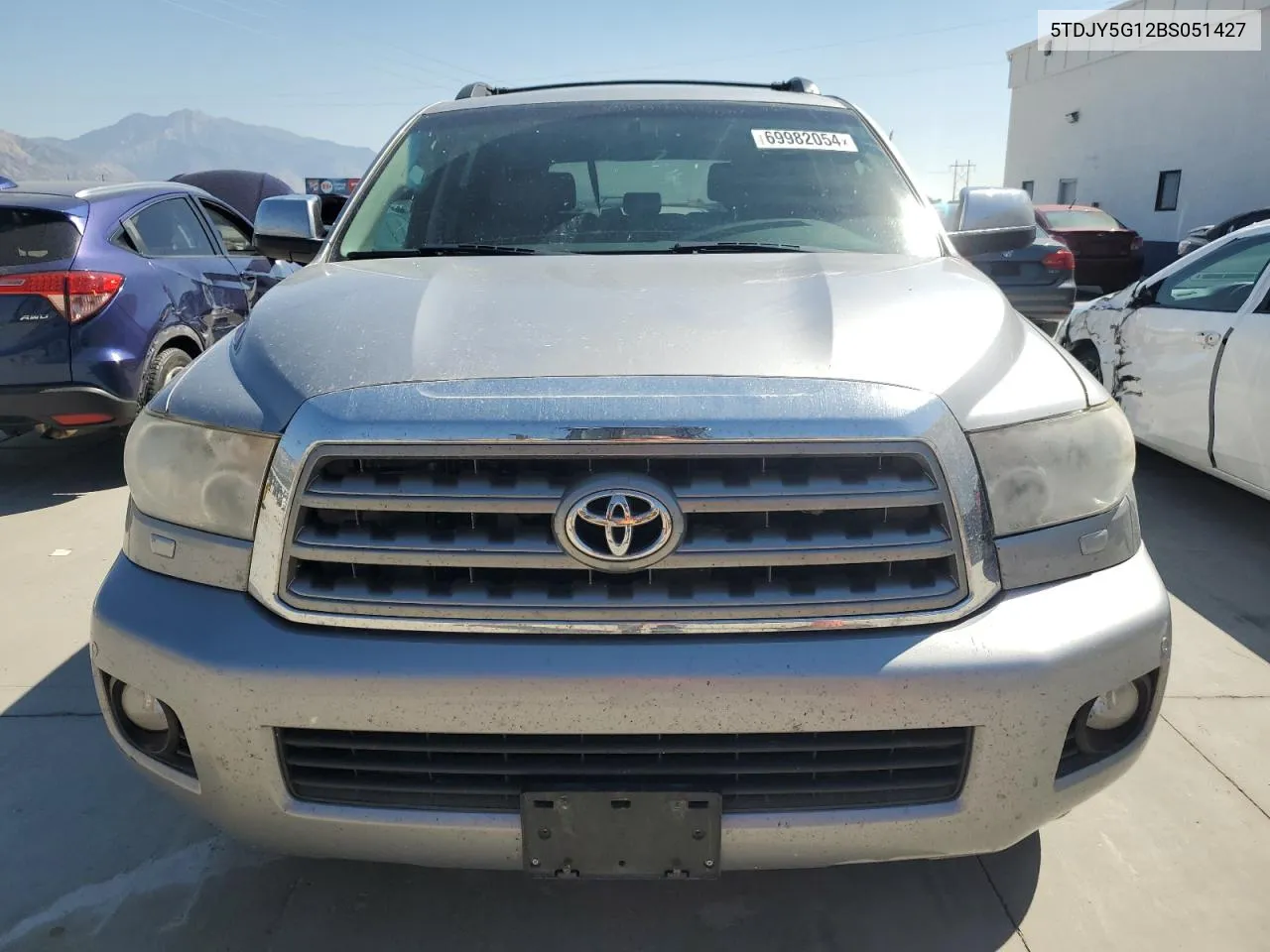 5TDJY5G12BS051427 2011 Toyota Sequoia Limited