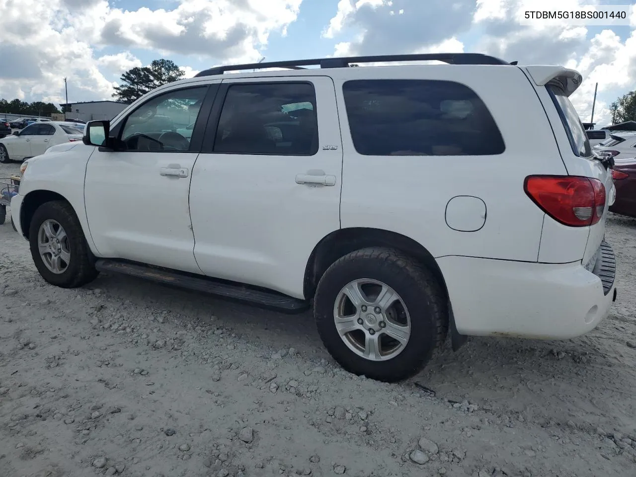 5TDBM5G18BS001440 2011 Toyota Sequoia Sr5