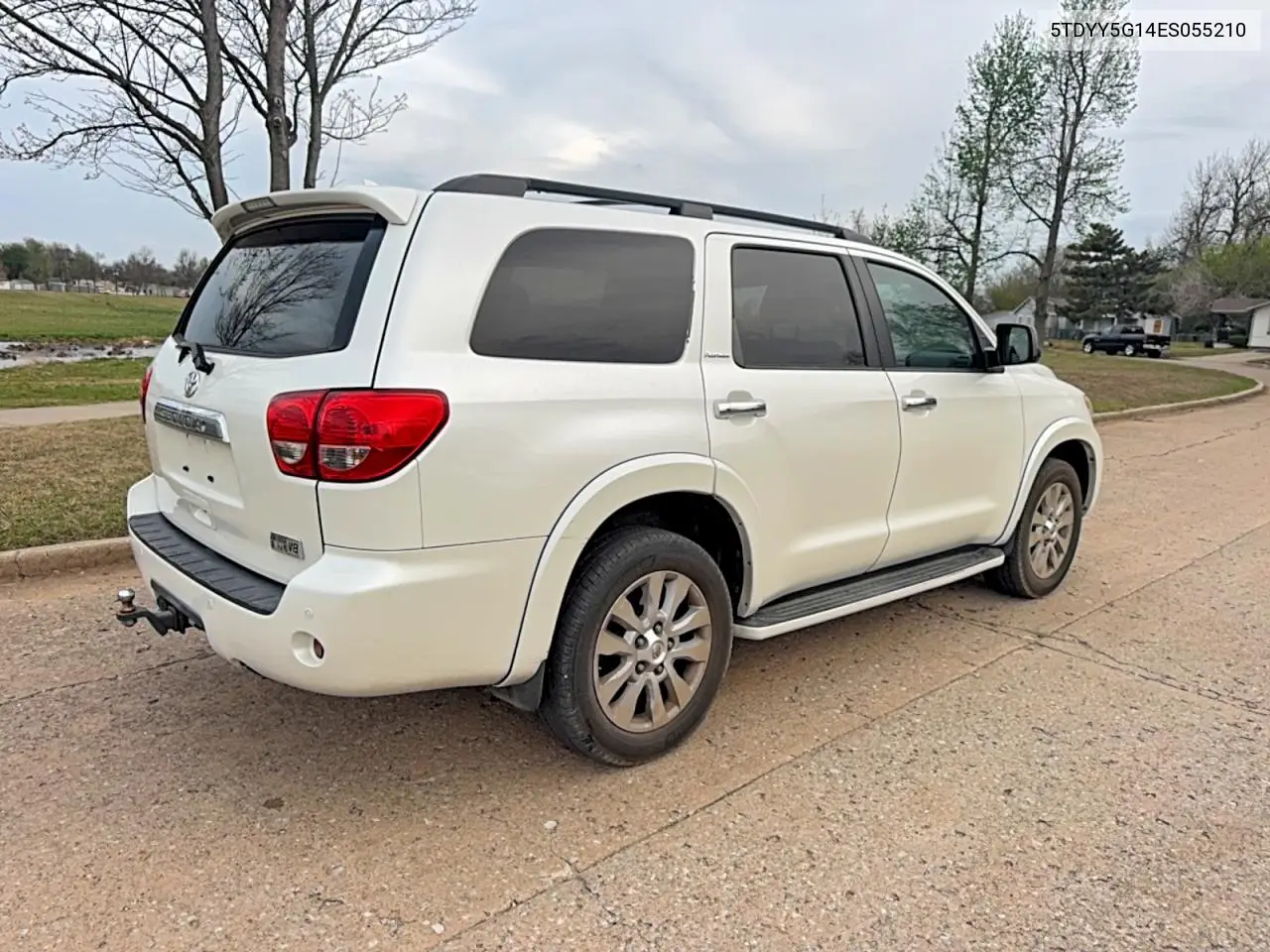 5TDYY5G14ES055210 2014 Toyota Sequoia Platinum