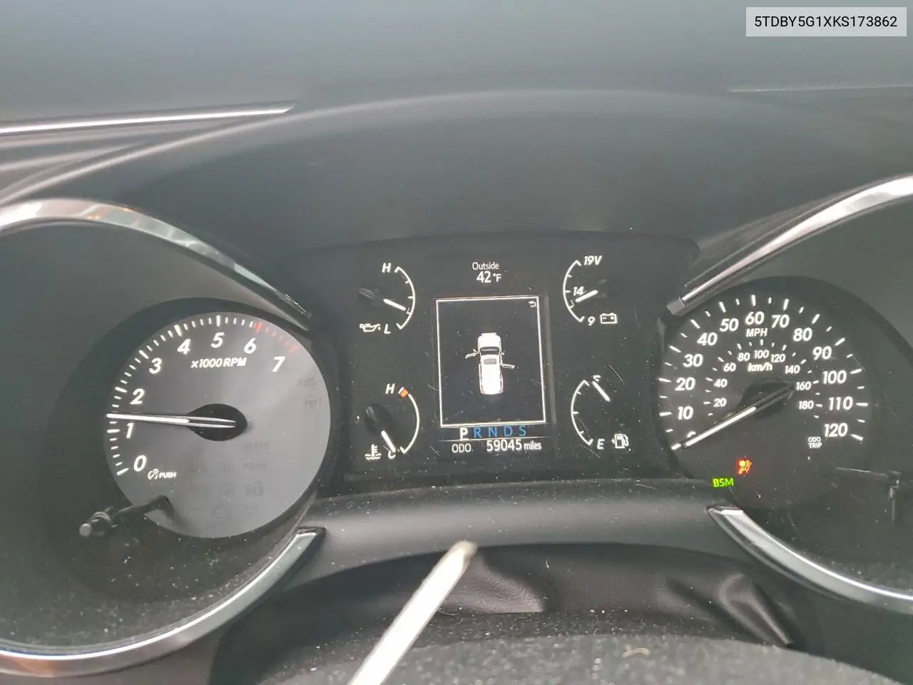 5TDBY5G1XKS173862 2019 Toyota Sequoia Sr5