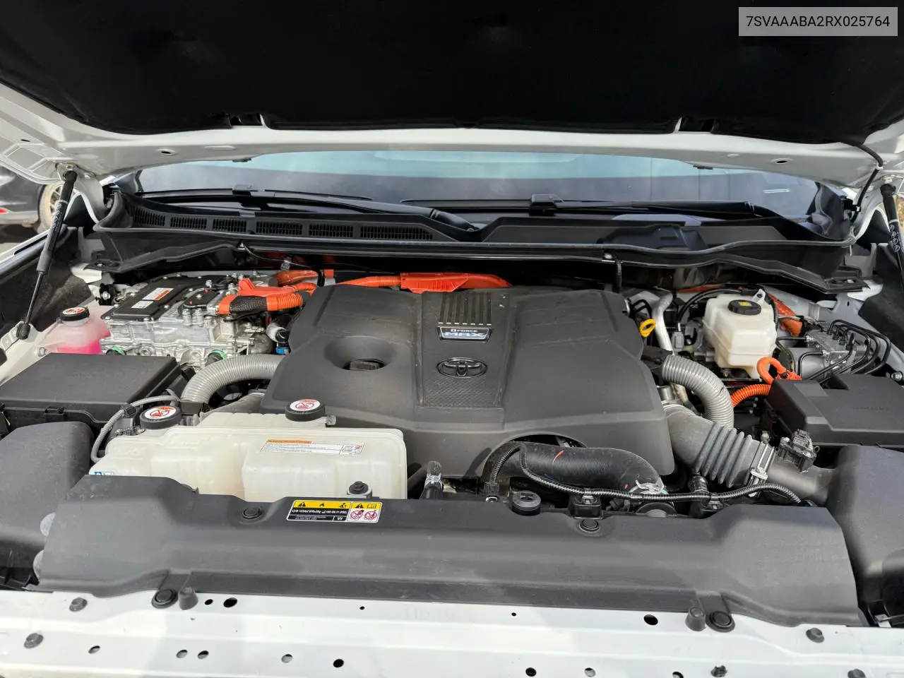 7SVAAABA2RX025764 2024 Toyt Sequoia Tr