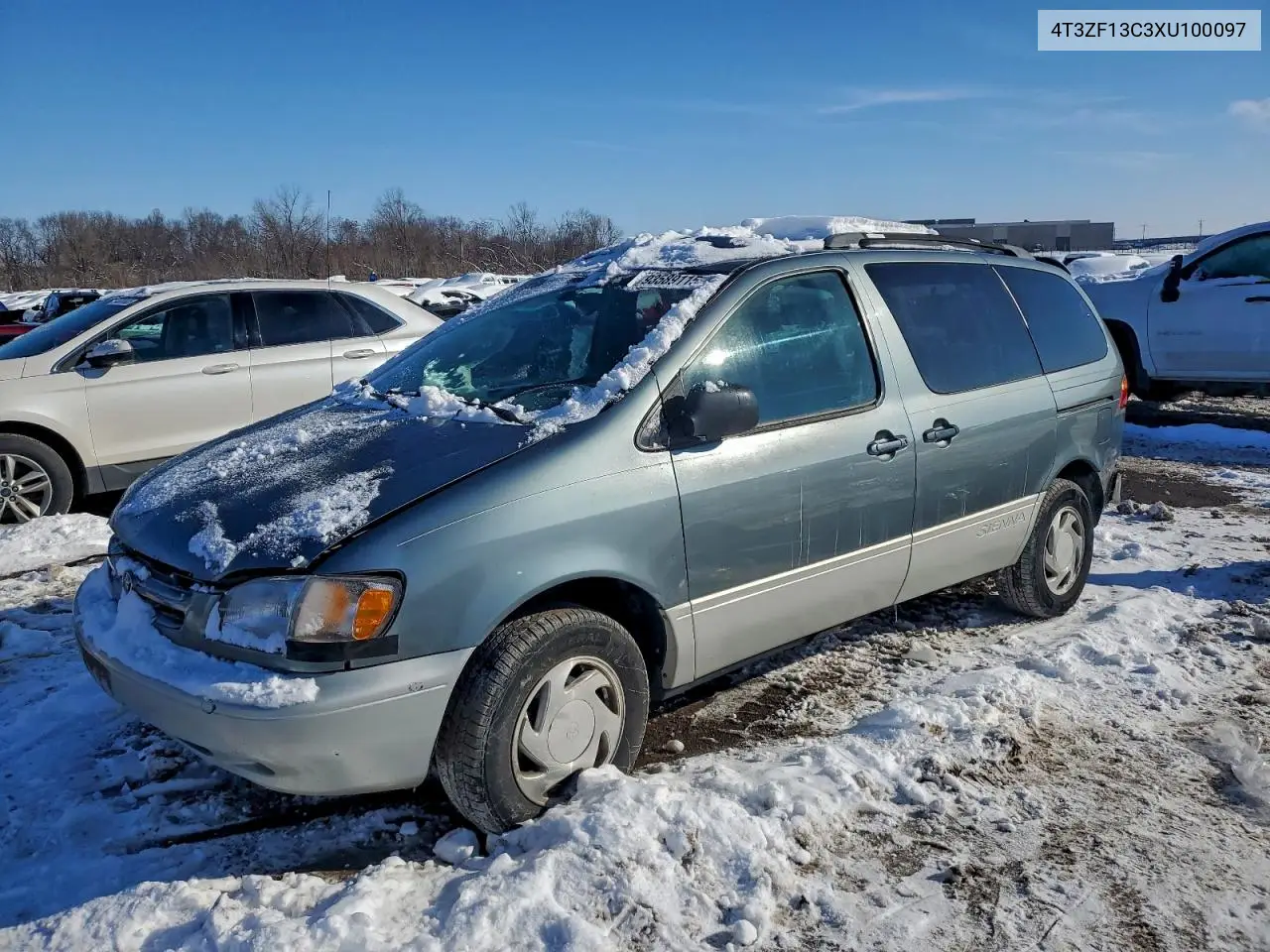 4T3ZF13C3XU100097 1999 Toyota Sienna Le