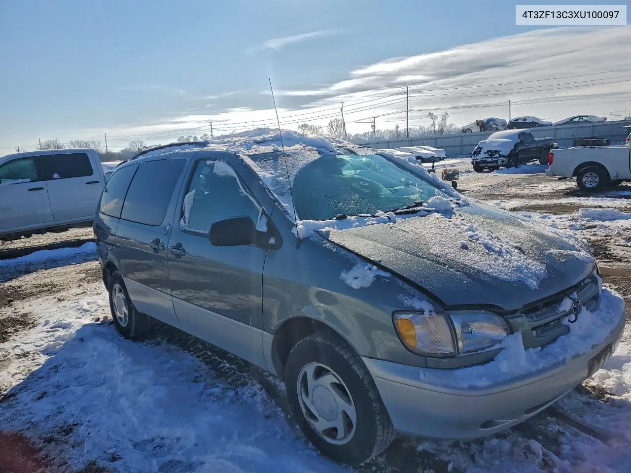 4T3ZF13C3XU100097 1999 Toyota Sienna Le