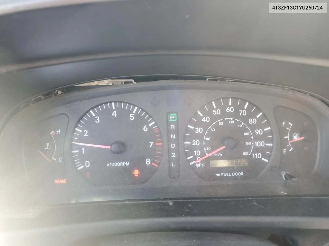 4T3ZF13C1YU260724 2000 Toyota Sienna Le