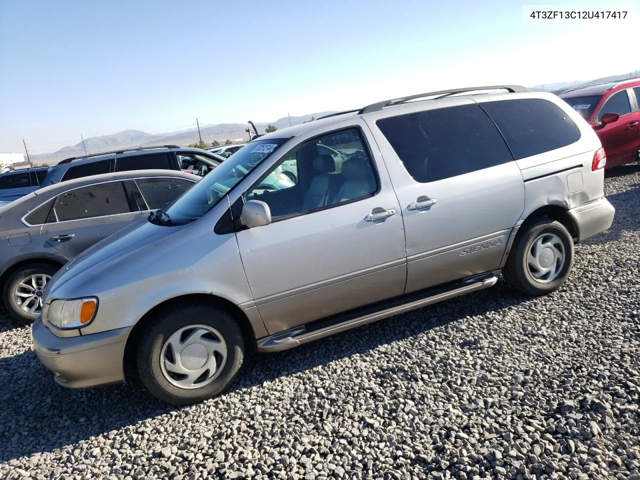 2002 Toyota Sienna Le VIN: 4T3ZF13C12U417417 Lot: 70251214