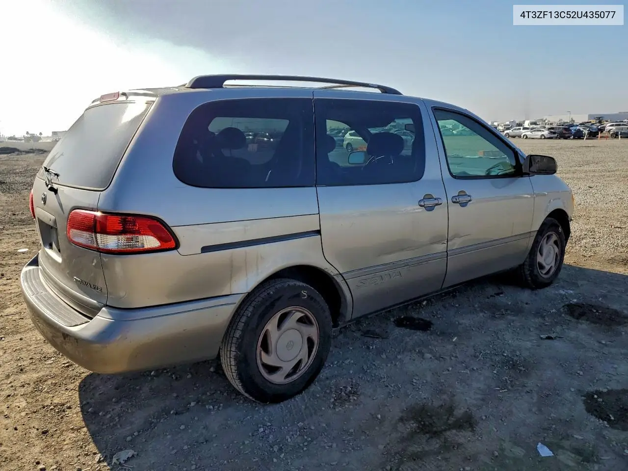 4T3ZF13C52U435077 2002 Toyota Sienna Le