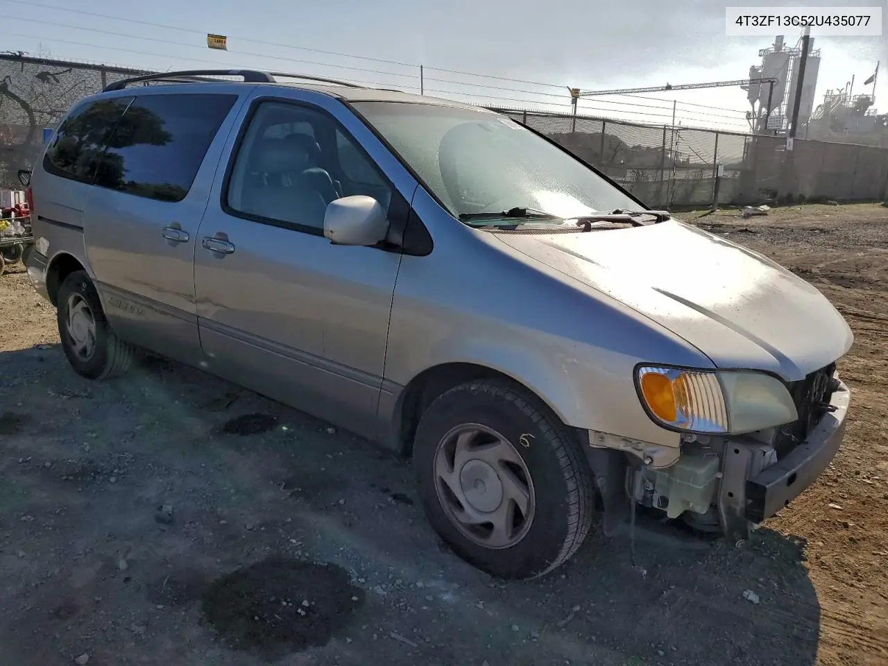4T3ZF13C52U435077 2002 Toyota Sienna Le