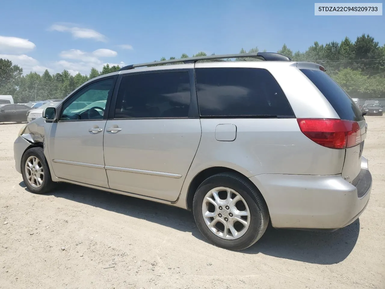 5TDZA22C94S209733 2004 Toyota Sienna Xle