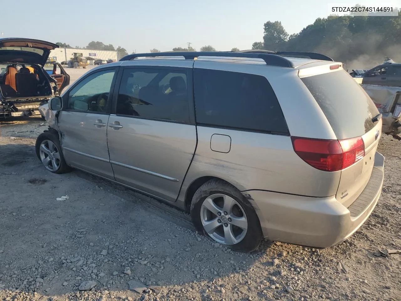 5TDZA22C74S144591 2004 Toyota Sienna Xle