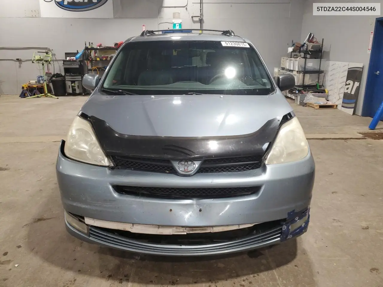5TDZA22C44S004546 2004 Toyota Sienna Xle