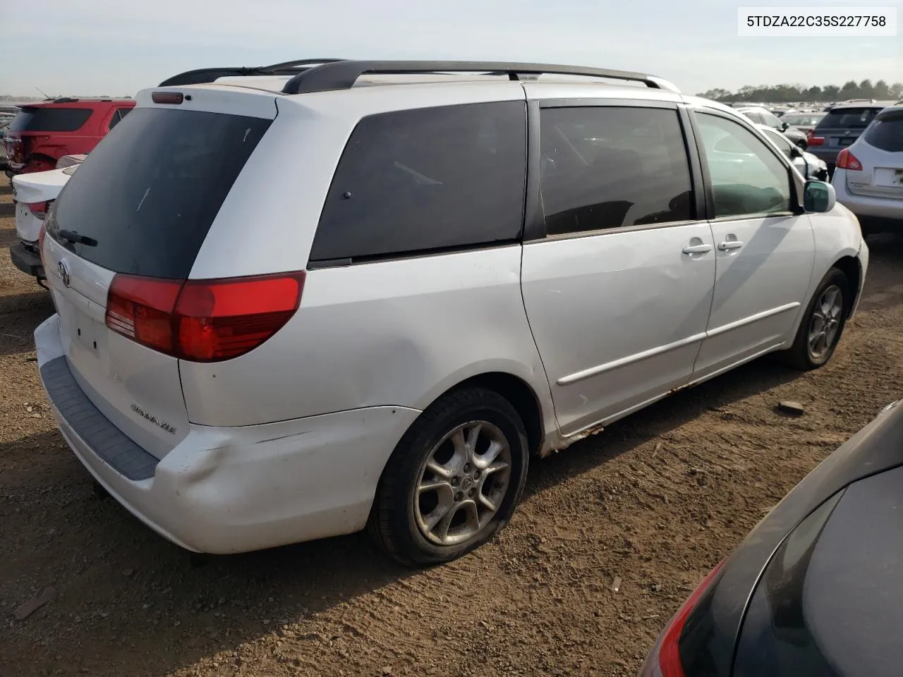 2005 Toyota Sienna Xle VIN: 5TDZA22C35S227758 Lot: 71169644