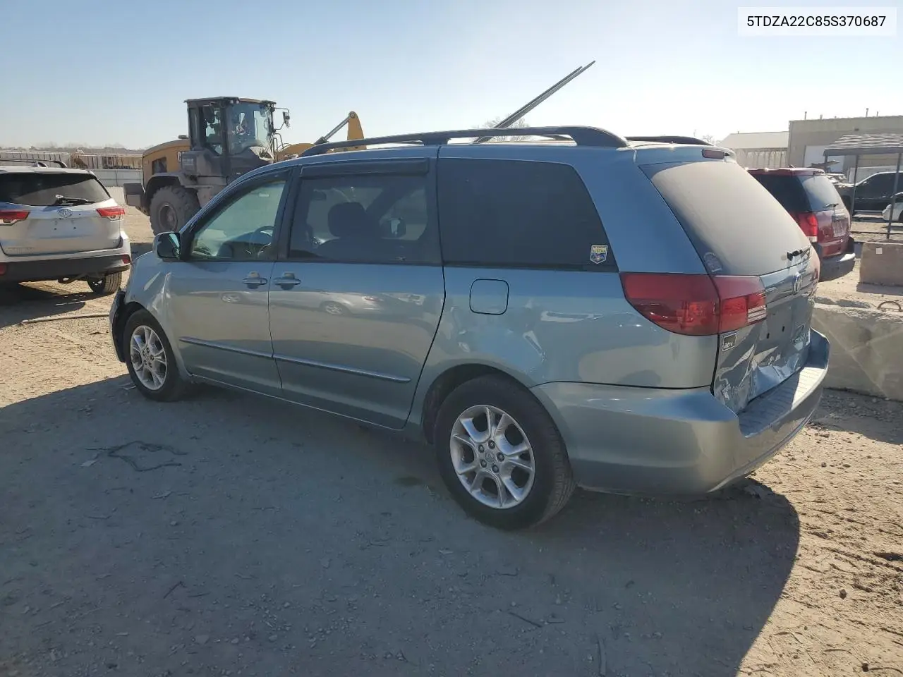 5TDZA22C85S370687 2005 Toyota Sienna Xle