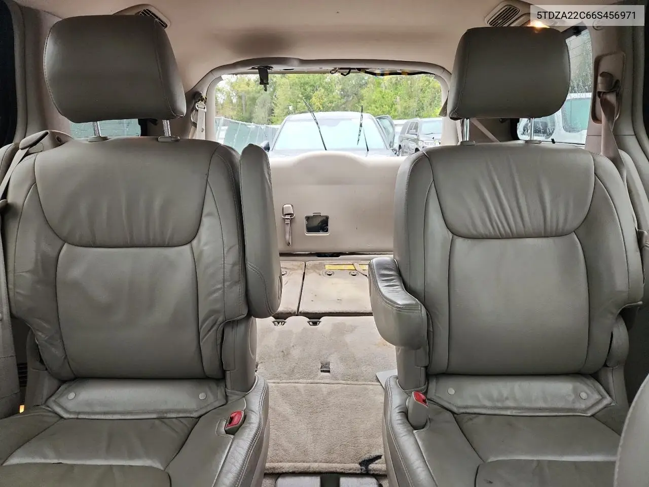 5TDZA22C66S456971 2006 Toyota Sienna Xle