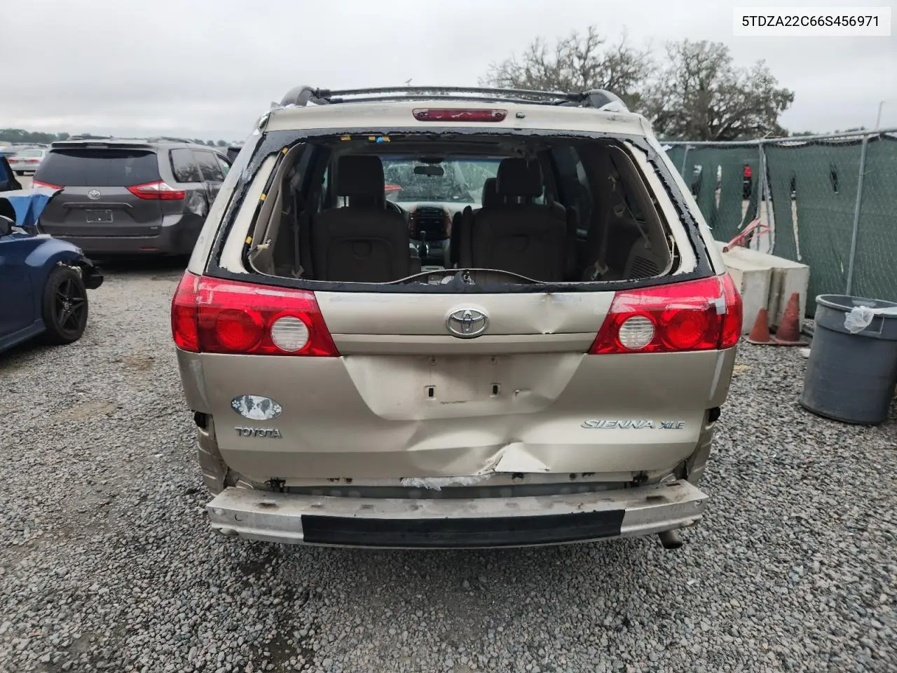 5TDZA22C66S456971 2006 Toyota Sienna Xle