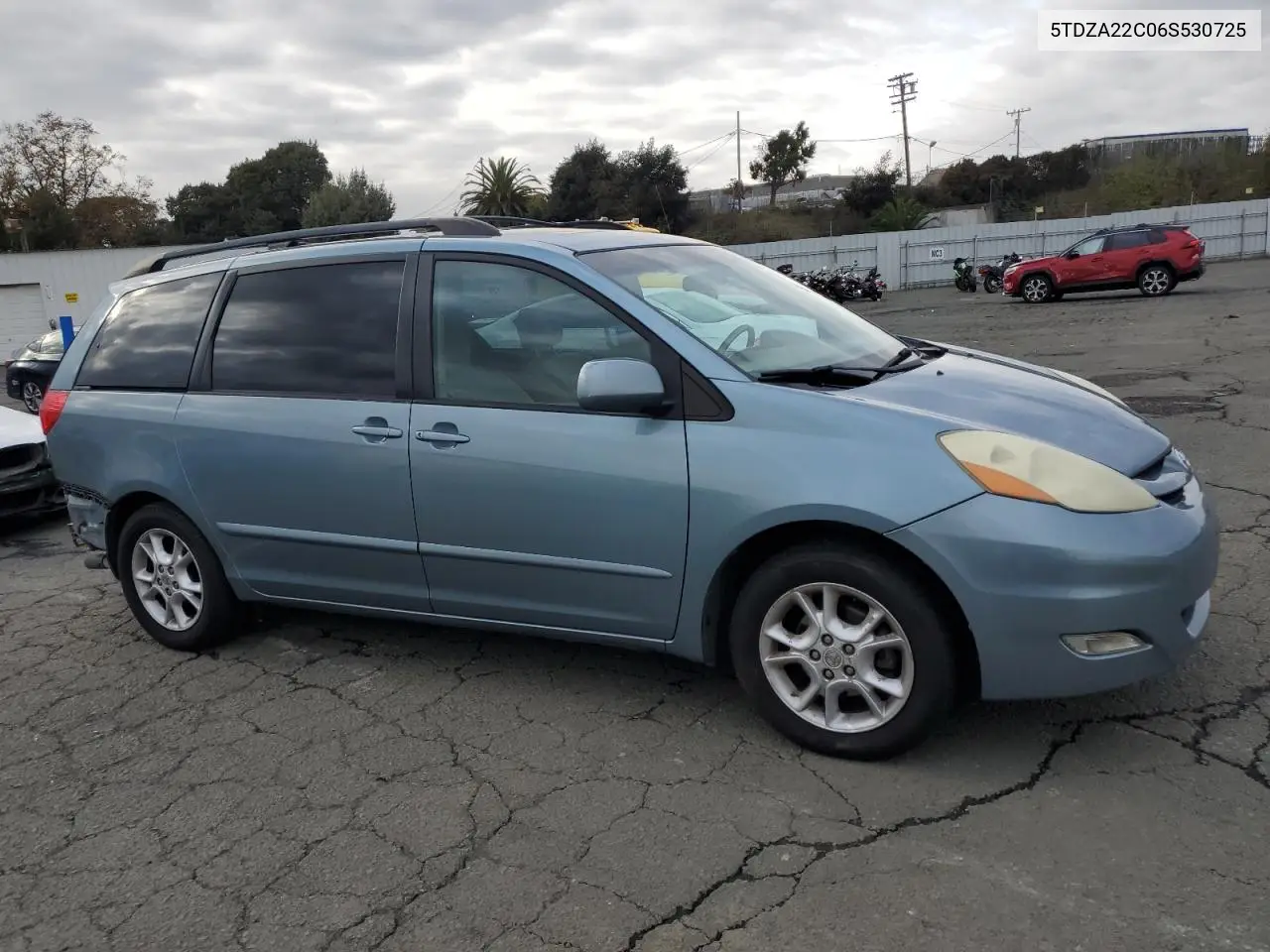 5TDZA22C06S530725 2006 Toyota Sienna Xle